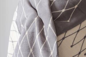 Woven blanket: THE GRID - light grey